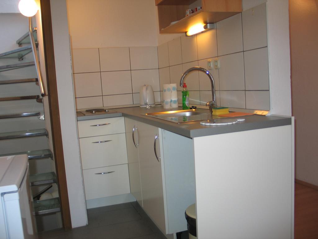 Apartments Mime - Small House Vodice Exterior photo