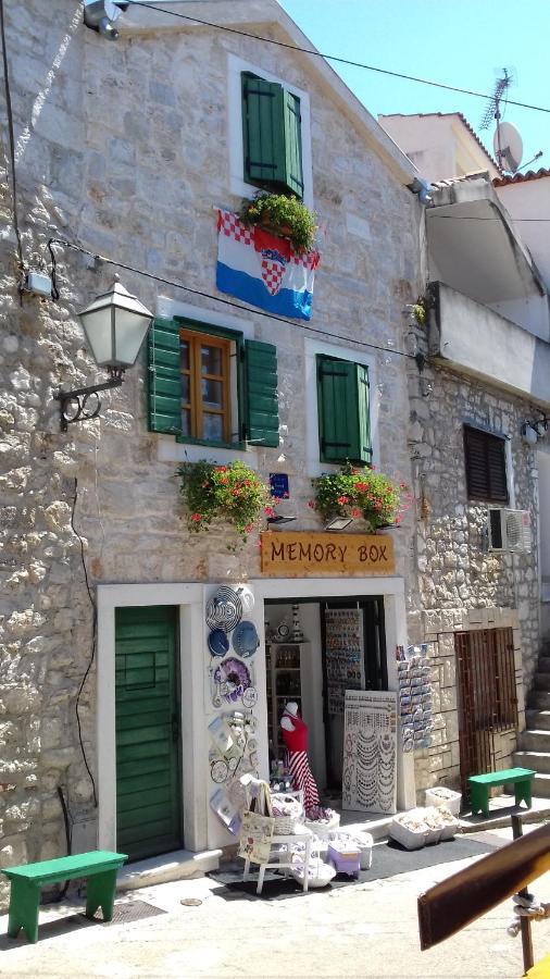 Apartments Mime - Small House Vodice Exterior photo